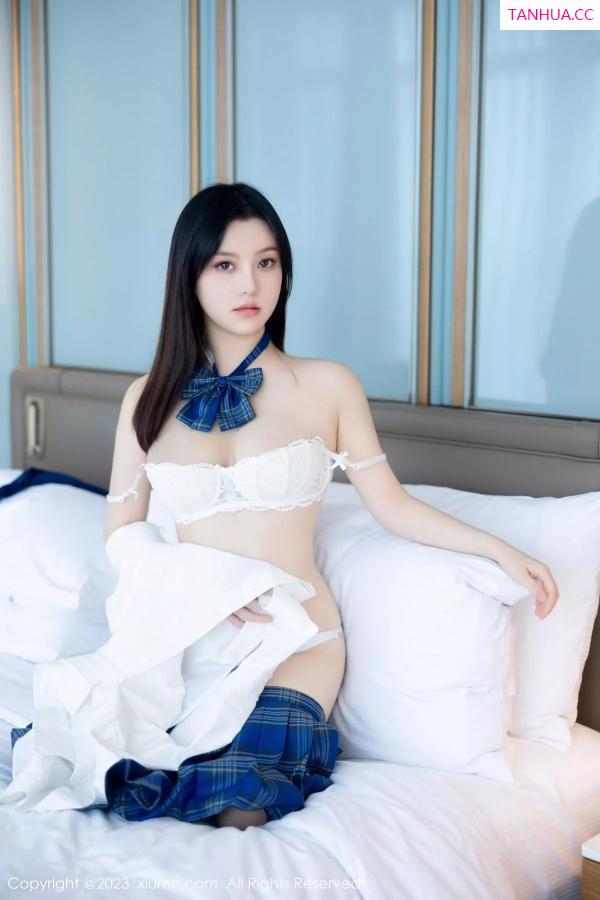 豆瓣酱  [XiuRen]高清写真图 2023.12.01 No.7754 豆瓣酱 丝袜美臀第70张图片